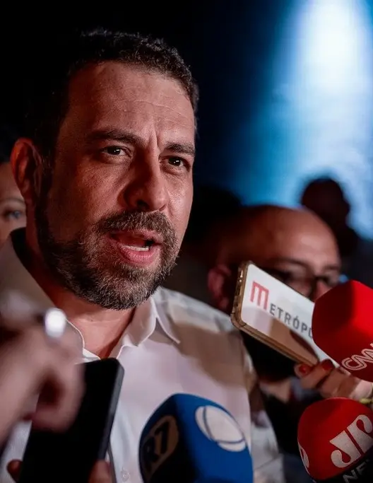 PSICÓLOGOS NAS ESCOLAS: SAÚDE MENTAL SERÁ PRIORIDADE NO GOVERNO BOULOS E MARTA