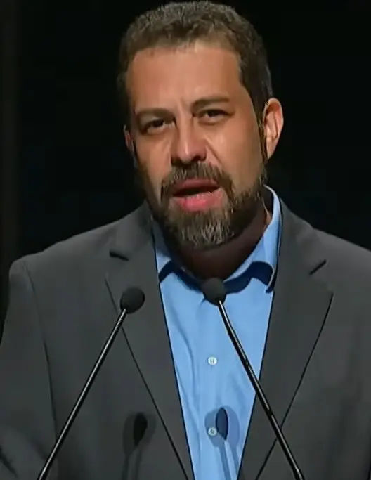 “QUEM QUER SER PREFEITO PRECISA TER EQUILÍBRIO EMOCIONAL, CONDIÇÃO MORAL E PROPOSTA”, DIZ BOULOS APÓS DEBATE MARCADO POR TUMULTO.